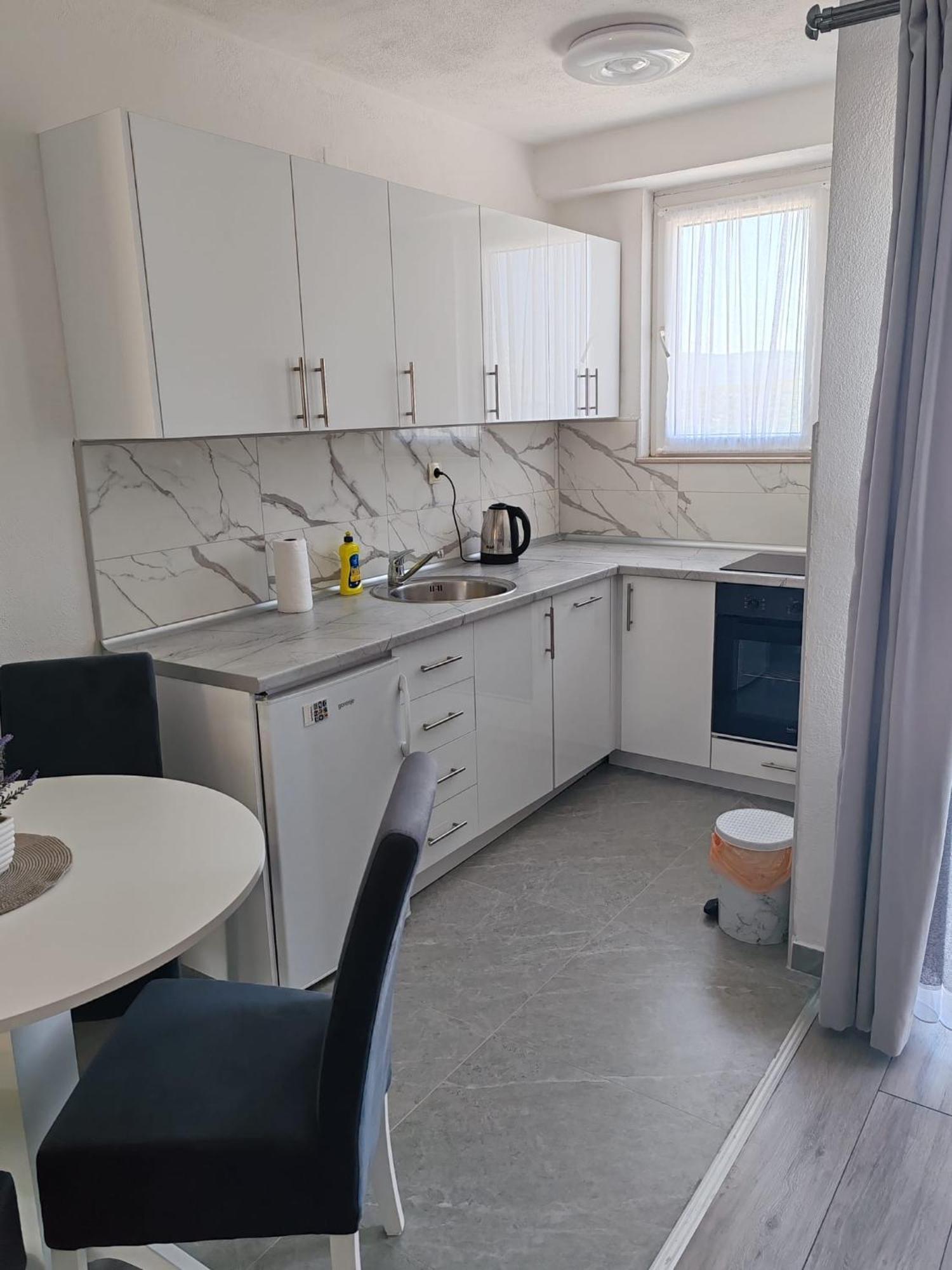 Apartman Iva Neum Exterior photo
